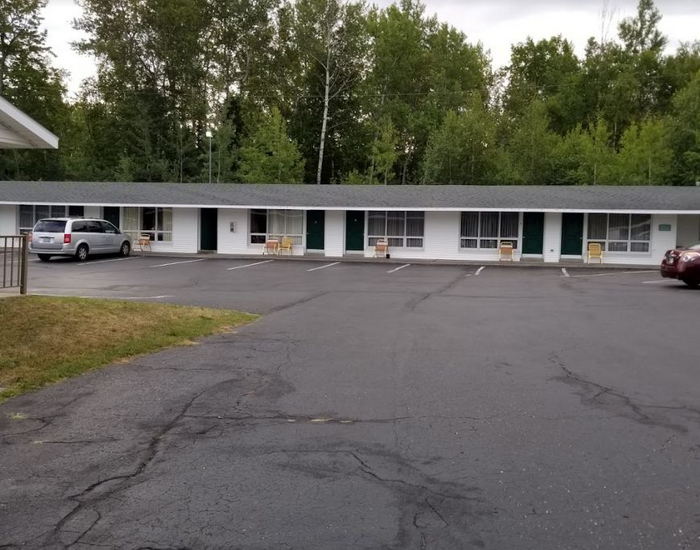 Starlite Motel - From Web Listing (newer photo)